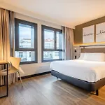 Leonardo Boutique Отель 2*