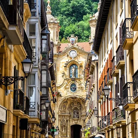 Leonardo Boutique Hotel