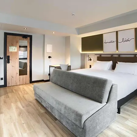 Leonardo Boutique Hotel 2*